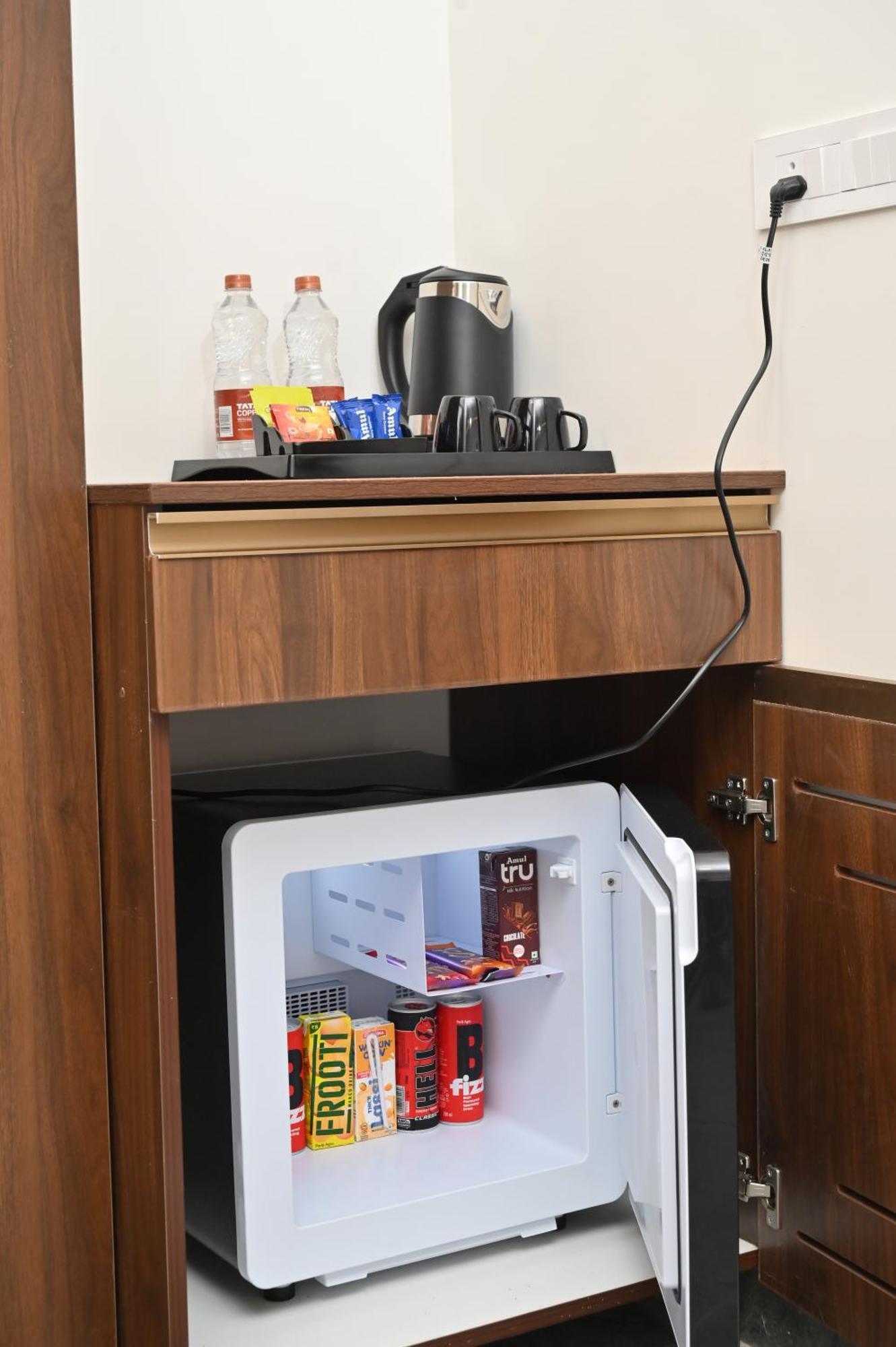 Hotel Shri Devi Comforts Inn Bhatkal Exteriör bild